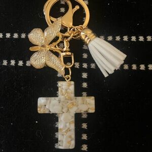 Elegant Gold and White Keychain with Butterfly Charm